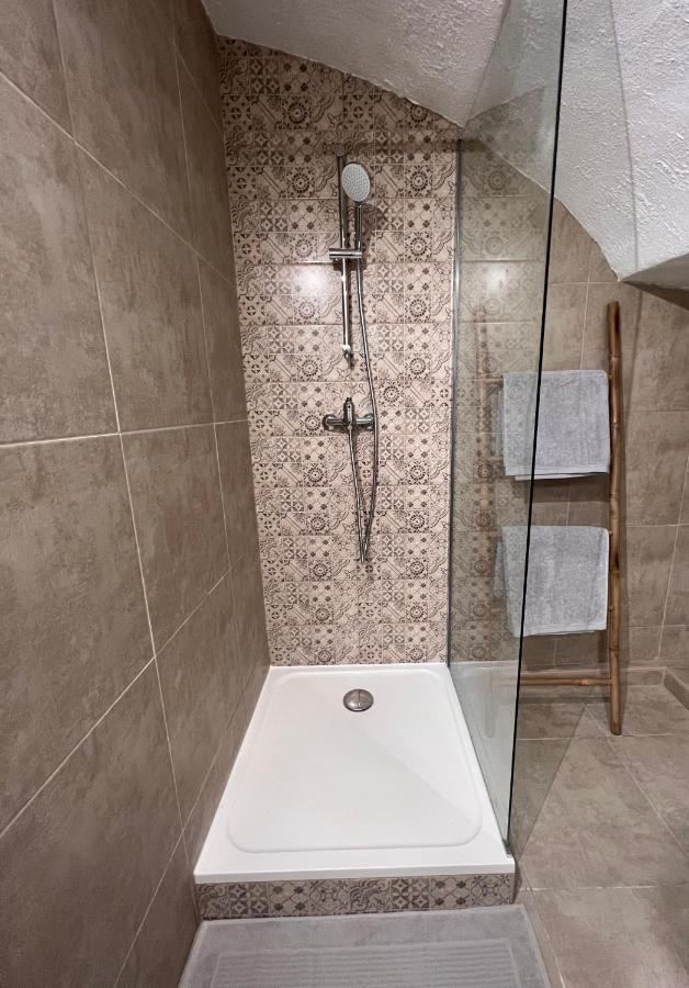Charmant Appartement Chaleureux Au Coeur De Menton - Goya House- Buitenkant foto